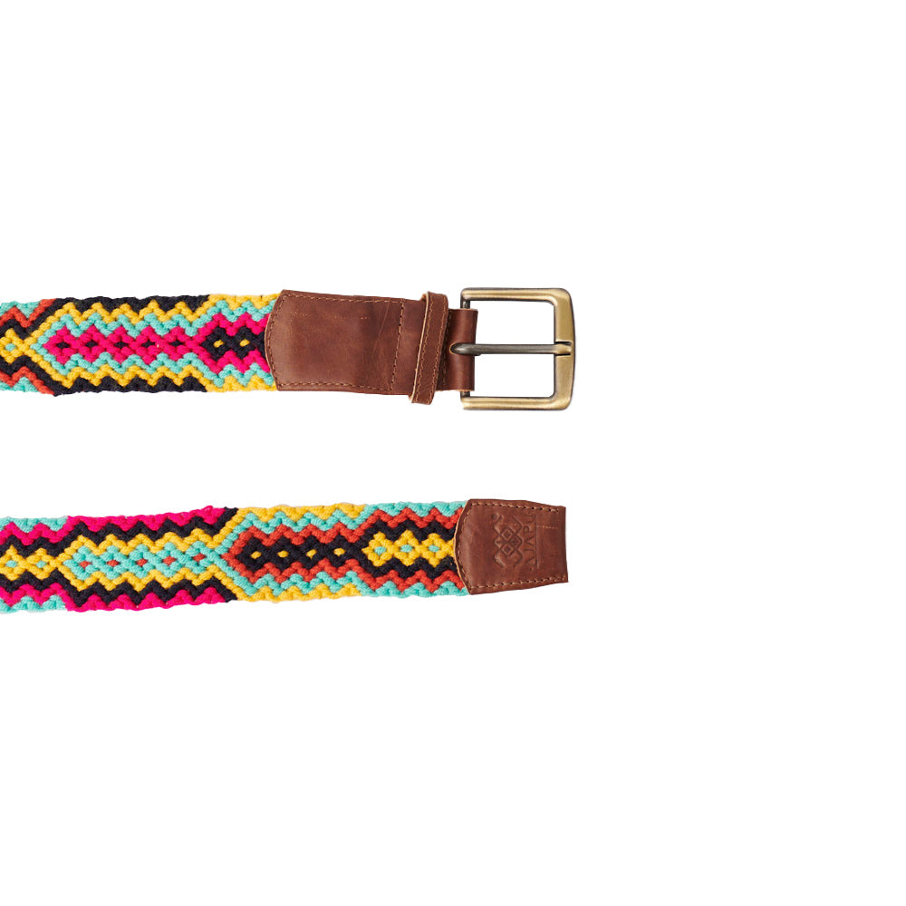 Cinturón Talla M cuero miel tejido Wayuu Macramé negro, fucsia, azul claro y amarillo